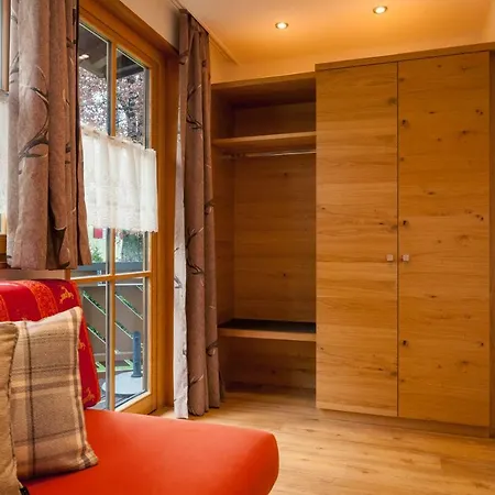 Sonnenheim Apartmanhotel 3*